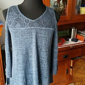 Cold shoulder lacy top